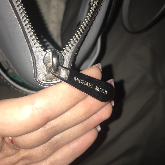 Michael Kors Jet Set Large Saffiano Leather Tote - Picture 6 of 7